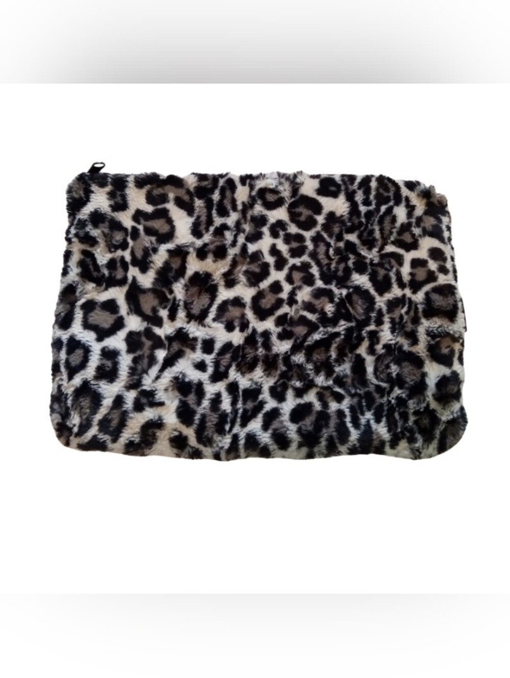WILDERSPIN Faux Fur Snow Leopard Print Clutch - Black & Cream